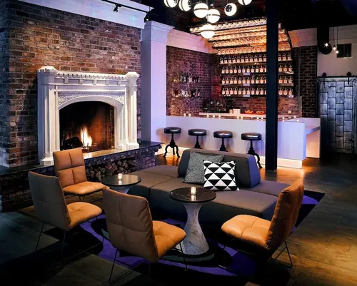 Hotel Zeppelin San Francisco, Lobby