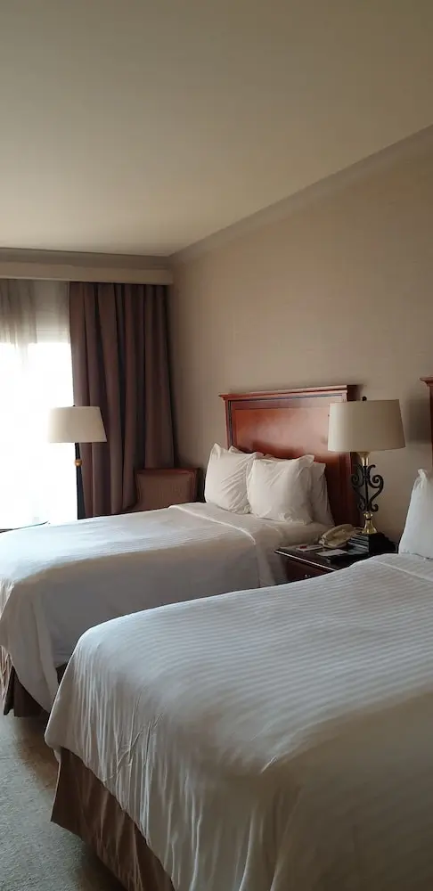 Cairo Marriott Hotel & Omar Khayyam Casino, Room
