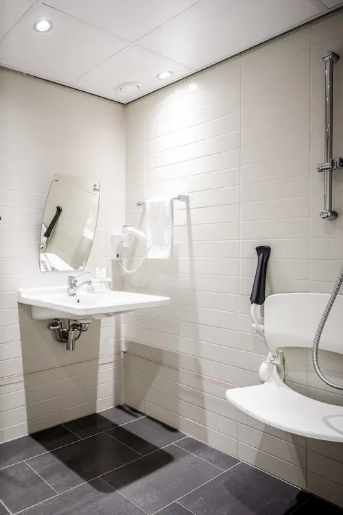 Holiday Inn Eindhoven Centre by IHG, Room