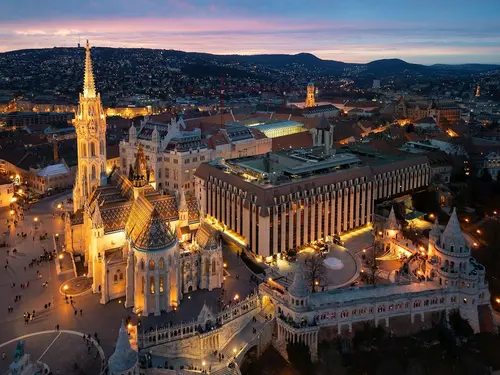 Hilton Budapest, Primary image