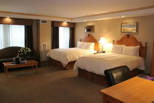 Ambassador Hotel Milwaukee, Trademark Collection by Wyndham, Room