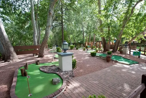 Los Abrigados Resort and Spa, Mini-golf