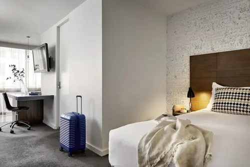 Punthill Spring Hill, Room