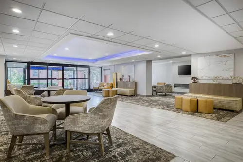 SureStay Plus Hotel by Best Western Chicago Lombard, Lobby