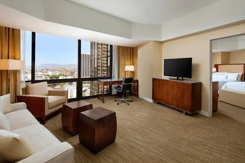 The Westin Bonaventure Hotel and Suites, Los Angeles, Room