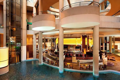The Westin Bonaventure Hotel and Suites, Los Angeles, Lobby