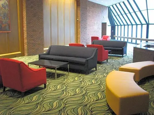 Hôtel Chateauneuf Gatineau—Ottawa, Lobby sitting area