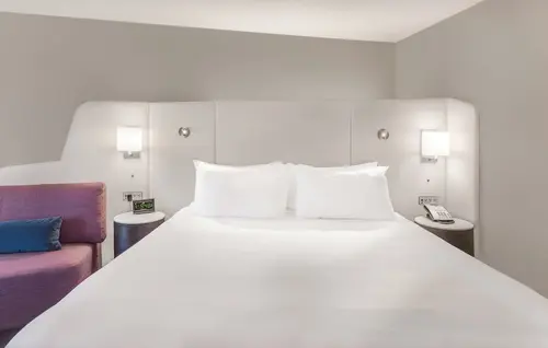 Crowne Plaza Cleveland at Playhouse Square by IHG, Room