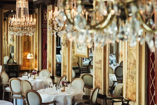 Hôtel Barrière Fouquet's Paris, Primary image