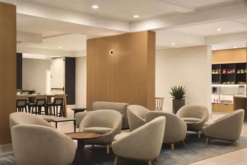 Radisson Hotel Seattle Airport, Lobby