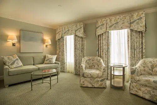 Bienville House, Room