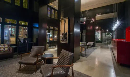 Hotel Max, Lobby