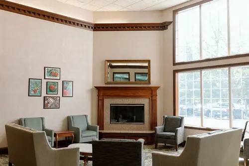 Bayshore Resort, Lobby sitting area