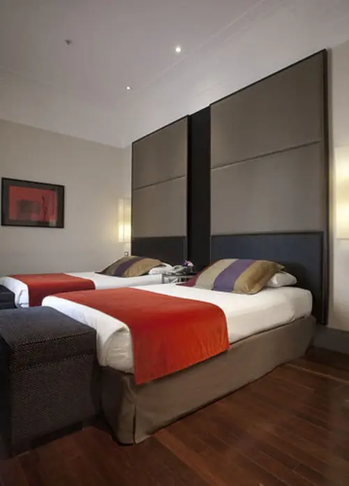 Savoy Hotel, Room
