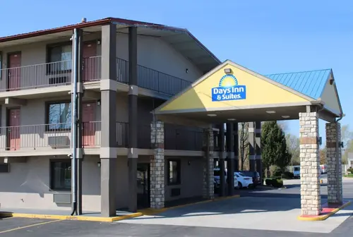 Days Inn & Suites by Wyndham Springfield on I-44, Primary image