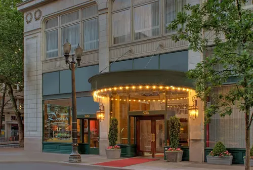The Royal Sonesta Portland Downtown, Exterior