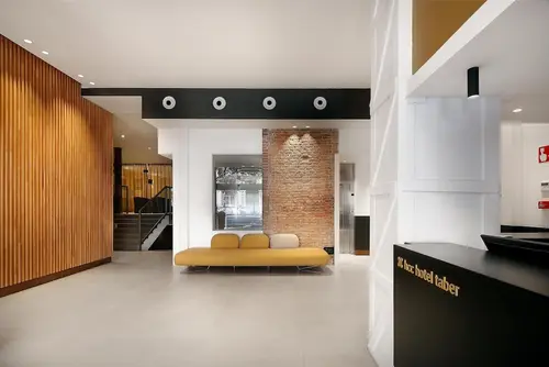Hotel HCC Taber, Lobby