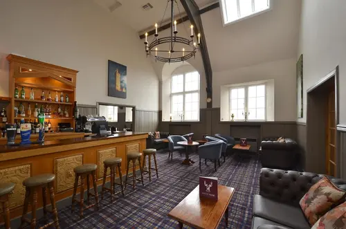 The Stirling Highland Hotel, Bar (on property)