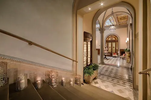 NH Collection Firenze Porta Rossa, Lobby
