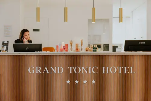 Grand Tonic Hotel & SPA NUXE, Reception