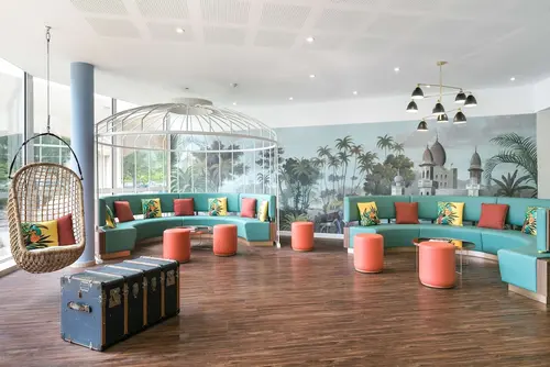 Hôtel Birdy by HappyCulture, Lobby