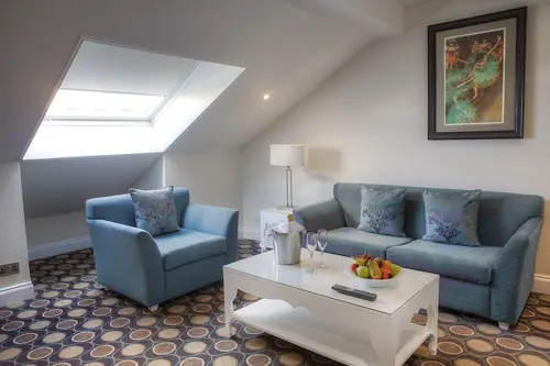 Holiday Inn Glasgow City Centre Theatreland by IHG, Room
