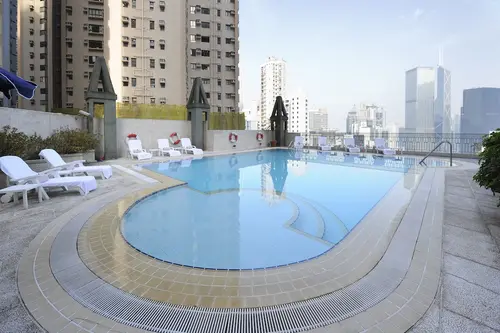 Bishop Lei International House, Outdoor pool