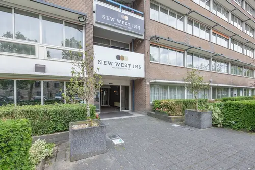 New West Inn Amsterdam, Exterior