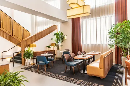 Hu. Hotel, Lobby