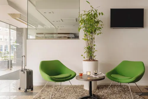 Leonardo Hotel Eindhoven City Center, Reception