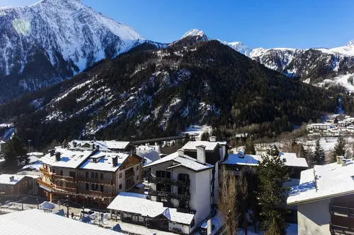 Hotel Les Jumeaux Courmayeur, Ski hill