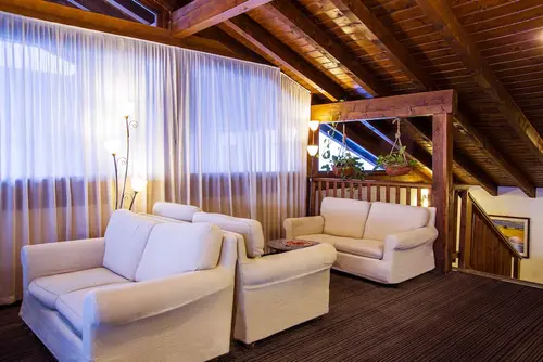 Hotel Les Jumeaux Courmayeur, Lobby sitting area