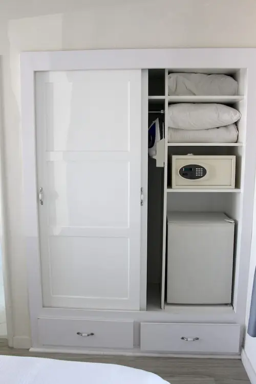 Bayside Hotel, Room