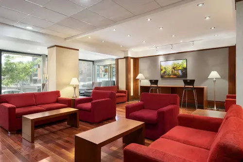 Ramada Plaza by Wyndham Montreal, Lobby