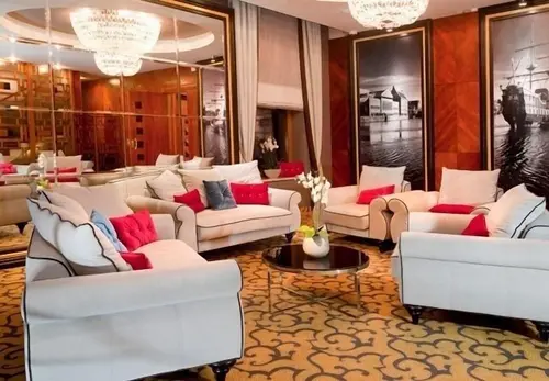 Hanza Hotel, Lobby