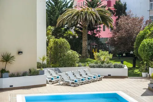 Hotel Londres Estoril, Outdoor pool
