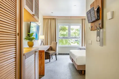 Bayside Boutique Hotel - Blue Bay Golf & Beach Resort, Room