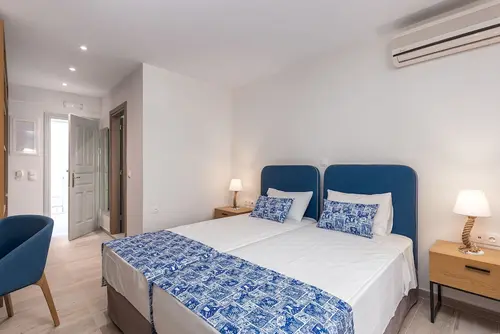 Sirocco Hotel, Room