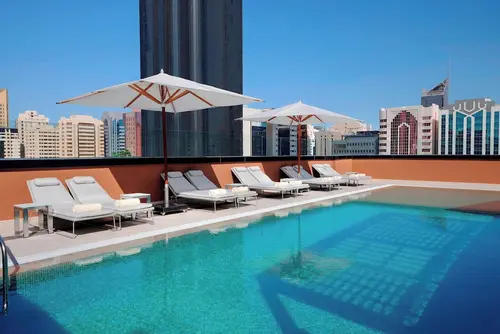 Courtyard by Marriott World Trade Center Abu Dhabi, Pool