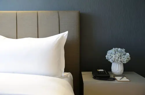 Makati Diamond Residences, Room