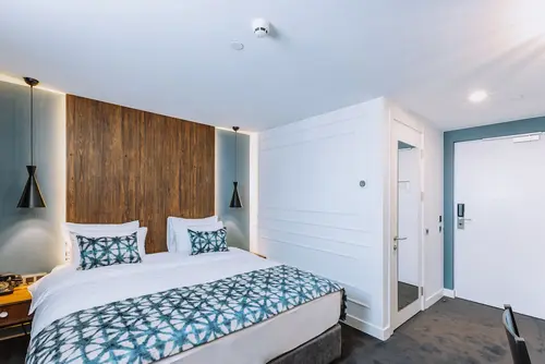 Twenties Hotel, Room