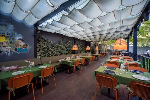 Twenties Hotel, Lobby lounge