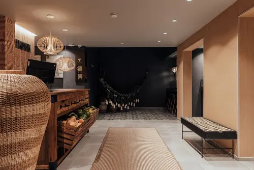 Sui Posada Boutique, Reception