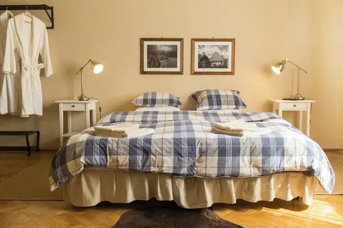 Ratiu House, Room