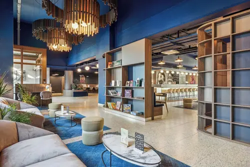 Akena Serris  Val d'Europe, Lobby sitting area