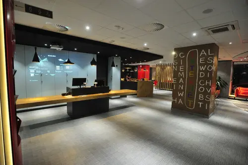Ibis Skopje City Center, Reception