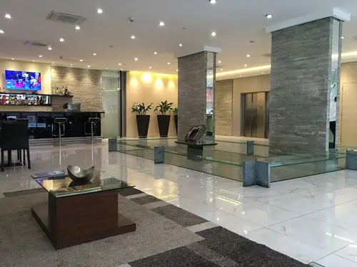 Crystal Tower Hotel, Interior entrance