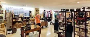 Champasak Grand Hotel, Gift shop