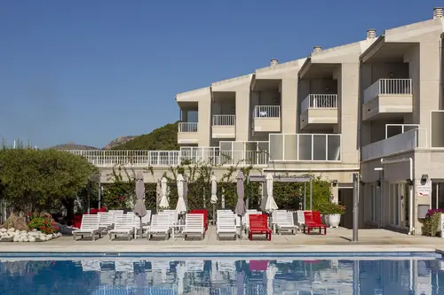 Centremar, Pool