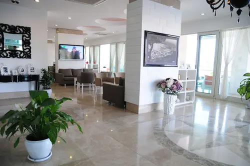 Alesta Yacht Hotel, Lobby